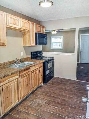 Building Photo - 1026 Edison Dr