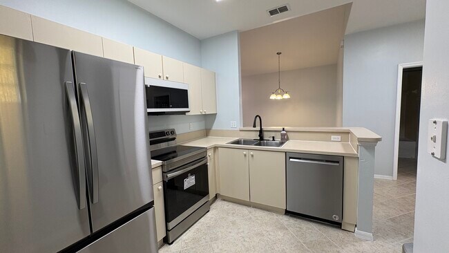 Building Photo - 4109 Bellasol Cir