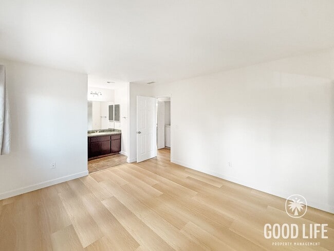 Building Photo - Spacious 2BR / 2BA El Cajon Home with In-Unit Laundry & Parking Included!