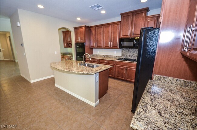 Building Photo - 685 Catalina Aisle St