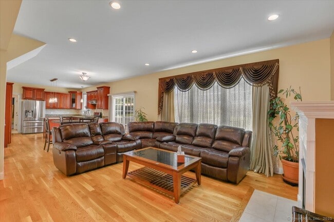 Building Photo - 188 Saddle Hill Dr