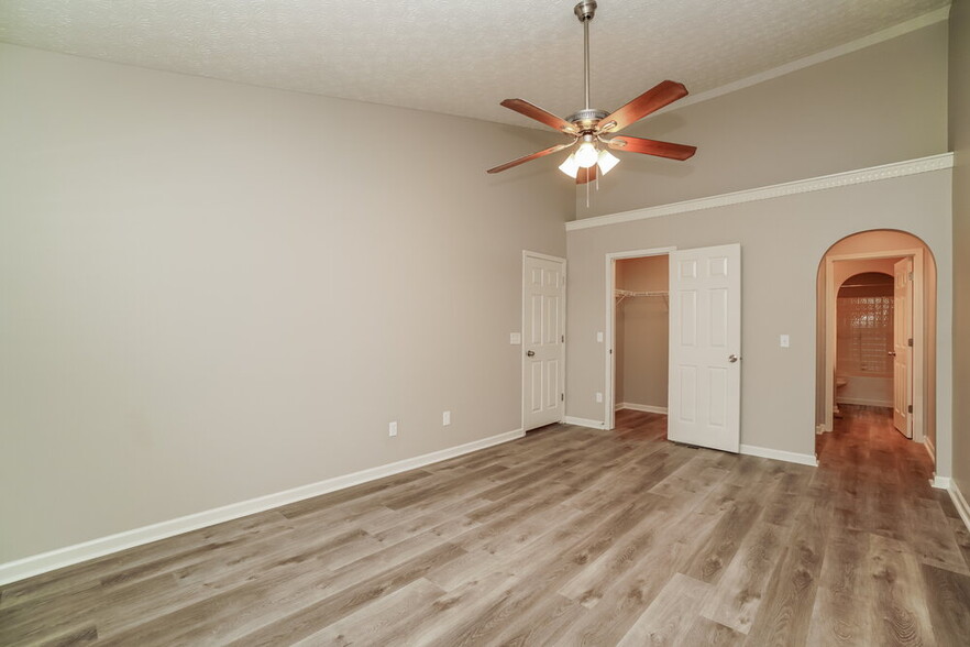 Building Photo - 1091 Drayson Dr