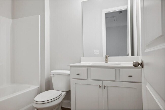 Building Photo - 704 Stickley Oak Way