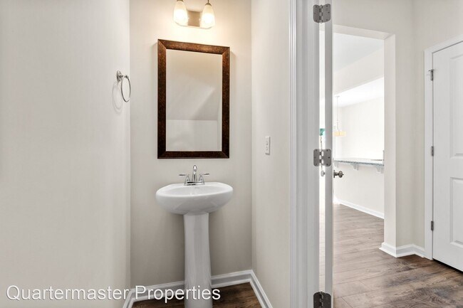 Building Photo - 3 br, 2.5 bath House - 29 Apricot Lane