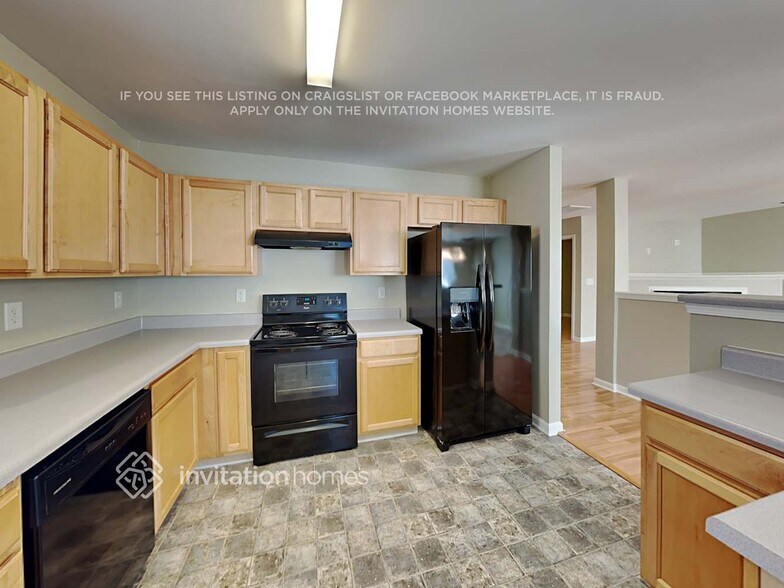 Building Photo - 7211 Hidden Creek Dr