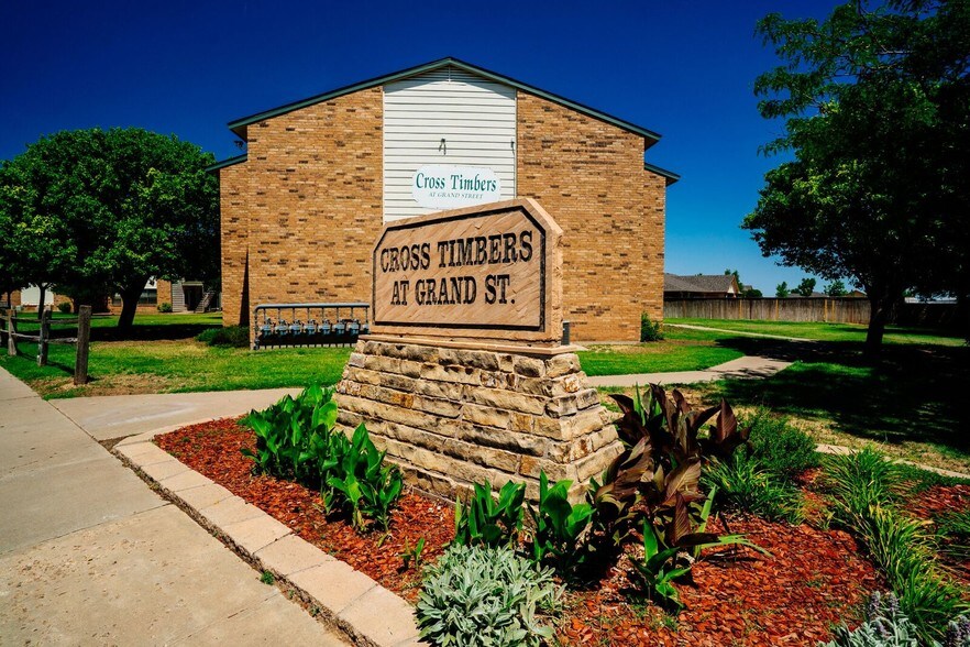 CROSS TIMBERS AT GRAND STREET 2601 N Grand St Amarillo TX 79107 Apartment Finder
