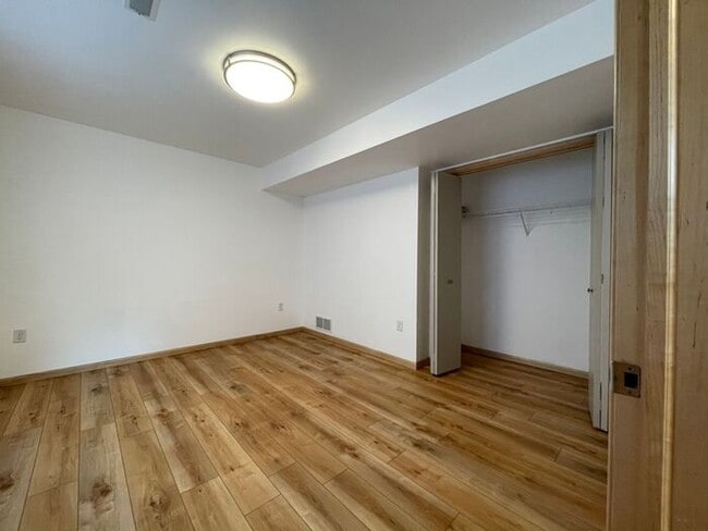 Building Photo - $2,000 | 3 Bedroom, 2.5 Bathroom Town Home | Pet Friendly* | Available for August 1st, 2026 Move ...