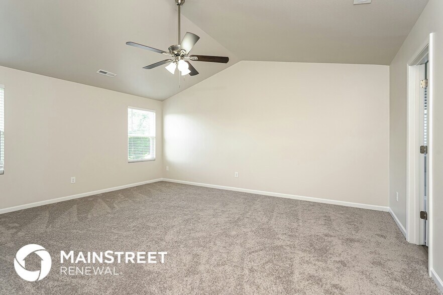 Building Photo - 4014 Waitsfield Ct