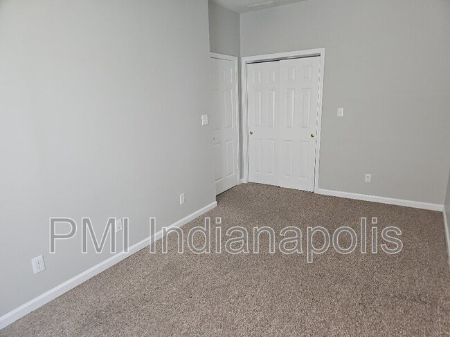 Building Photo - 1811 Winfield Park Dr