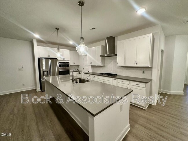 Building Photo - 2093 Maggie Vly Dr