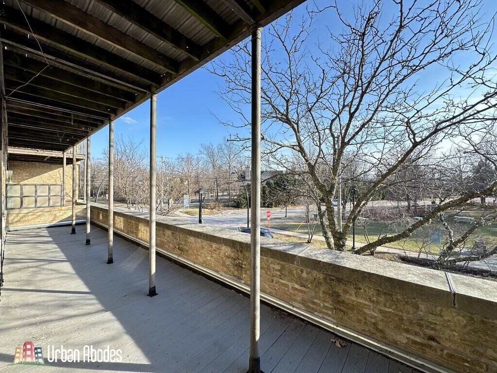 Building Photo - 730 Judson Ave