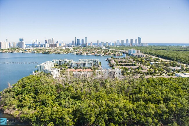 Building Photo - 16385 Biscayne Blvd