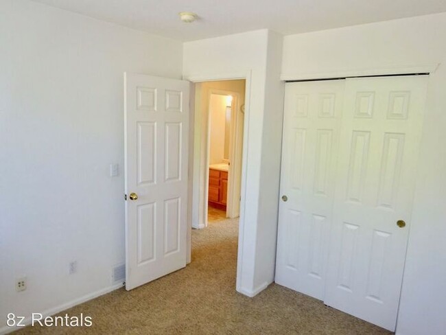 Building Photo - Beautiful Arvada 3 Bedroom, 3 bath 2-Story...