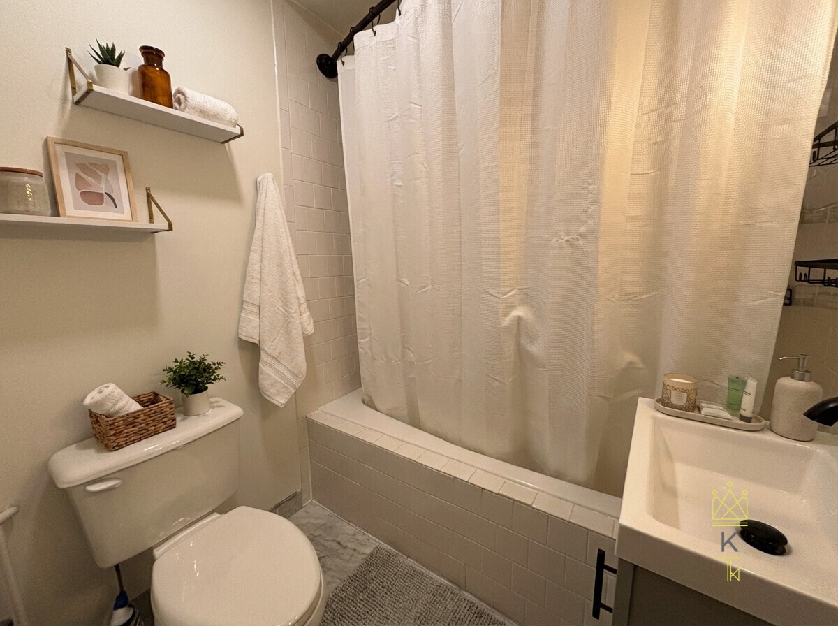 Building Photo - 40 Baxter St