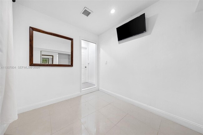 Building Photo - 6240 Gauntlet Hall Ln