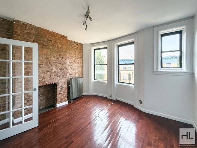 Building Photo - 647 Prospect Pl
