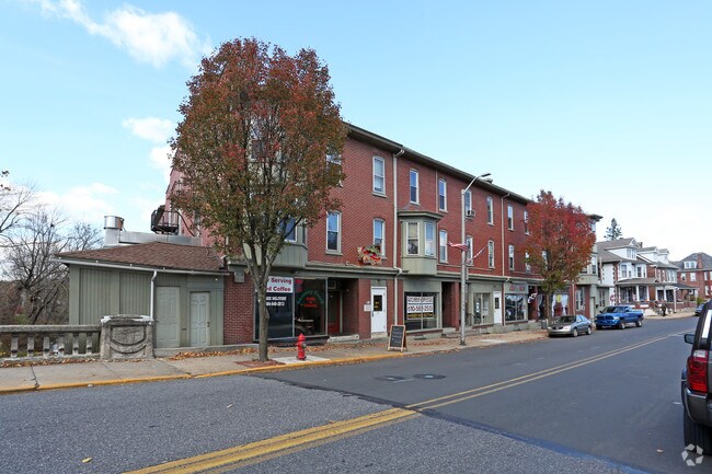 Primary Photo - Student Housing/ Commercial Store Front