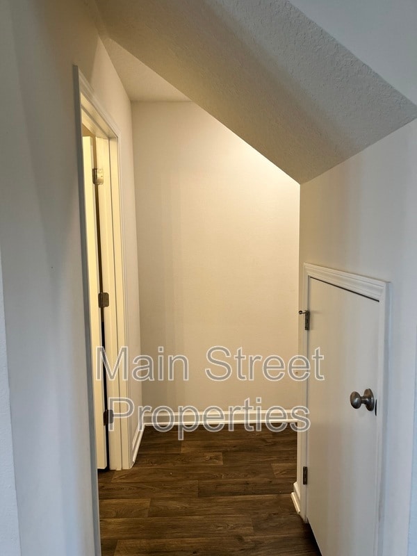 Building Photo - 5862 Blackhorse Cir