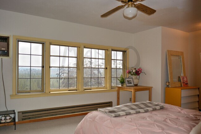 Building Photo - **COMING SOON** Beautiful Down River Brick Bungalow with River Views