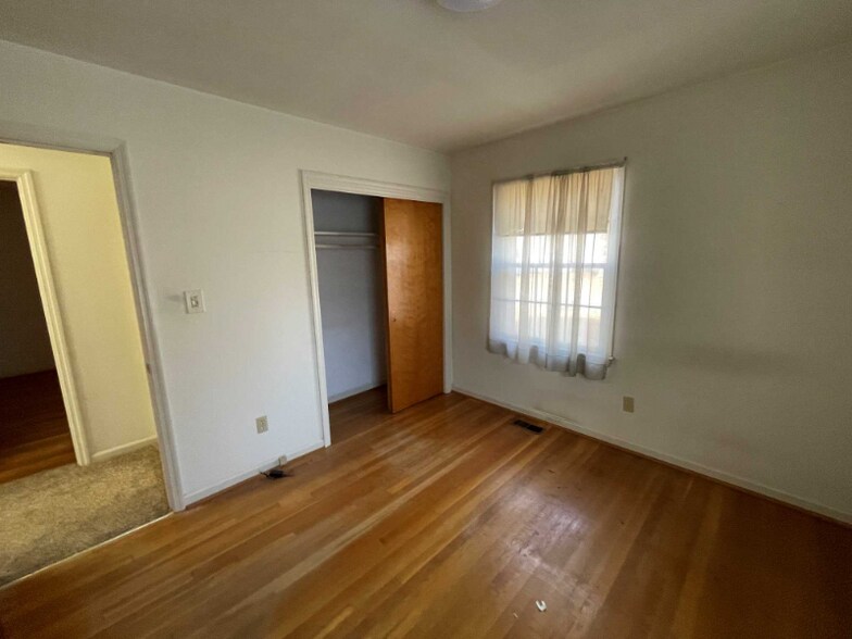 Building Photo - 9 Dinwiddie Pl