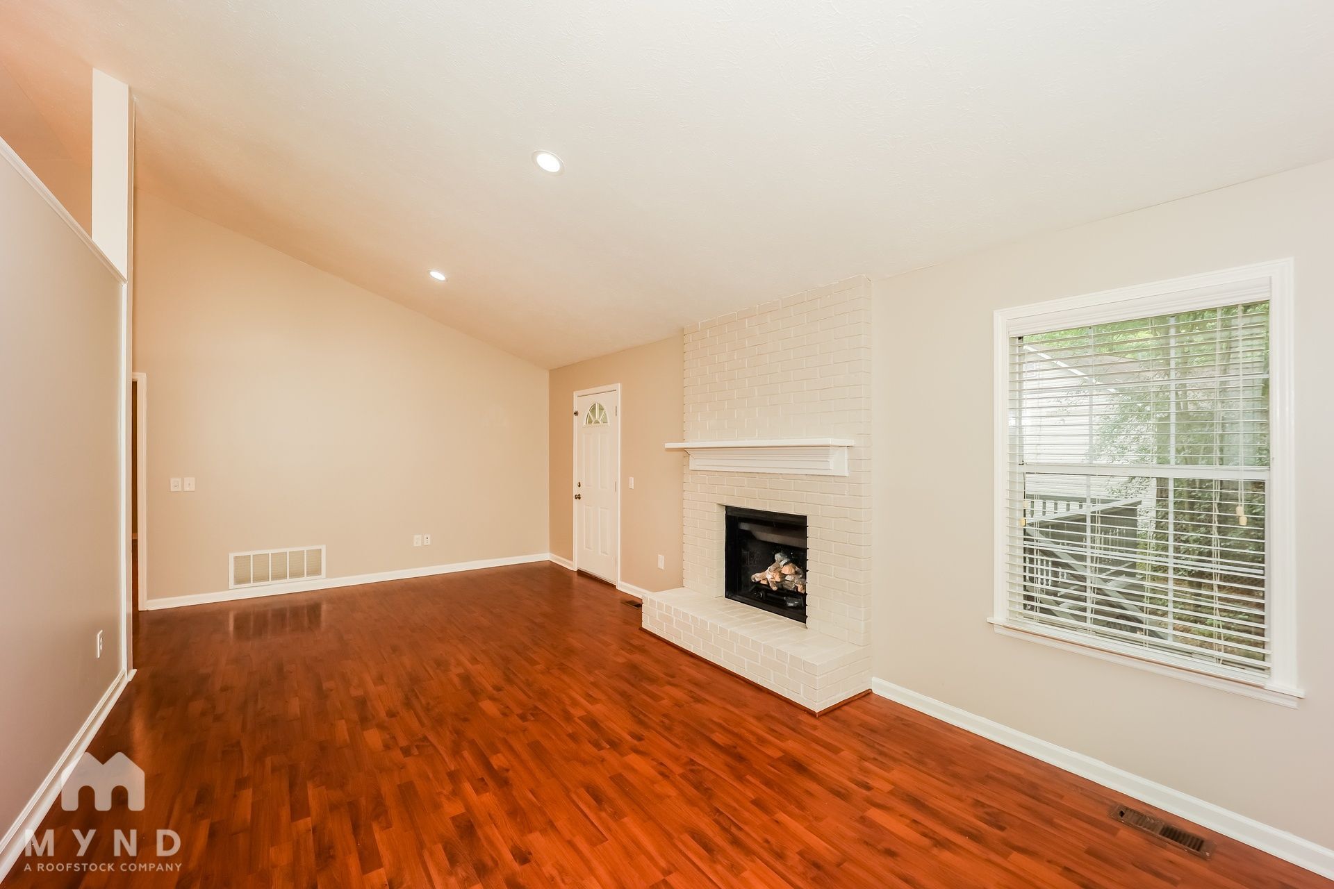 Building Photo - 70 Briarwood Ct