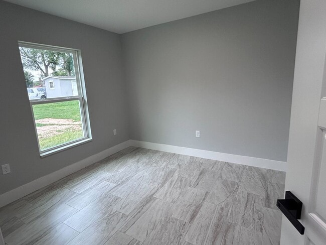 Building Photo - New 3/2 Home In Summerfield!
