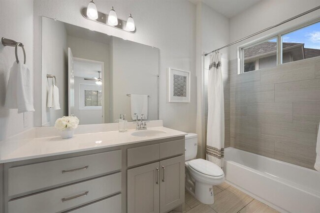 Building Photo - 1416 Reprise Bnd