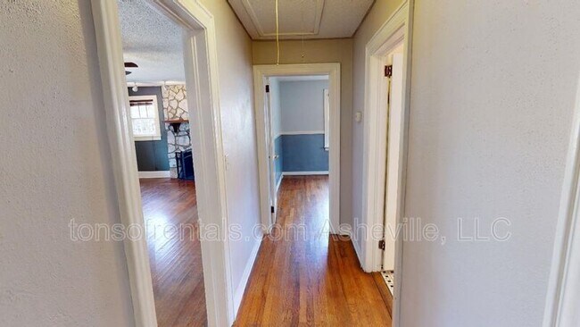 Building Photo - 170 Birch Ln