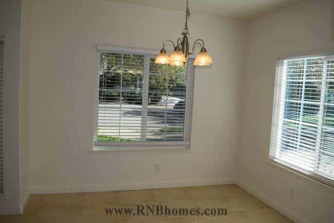 Building Photo - 3430 Rachel Ct