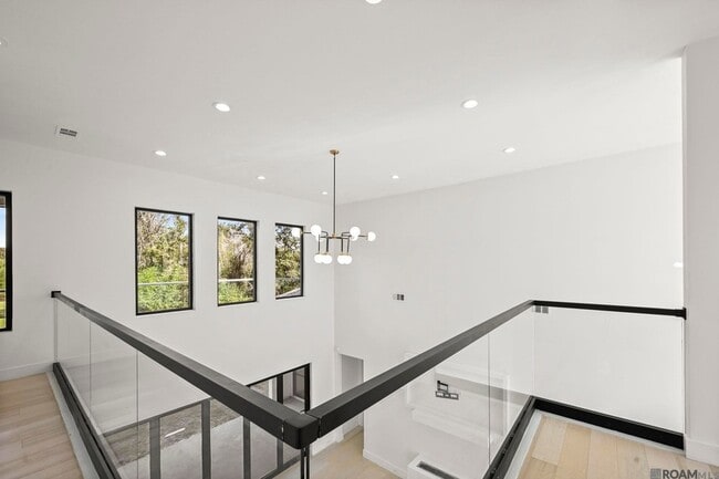 Building Photo - 9825 Fawn Vw Dr