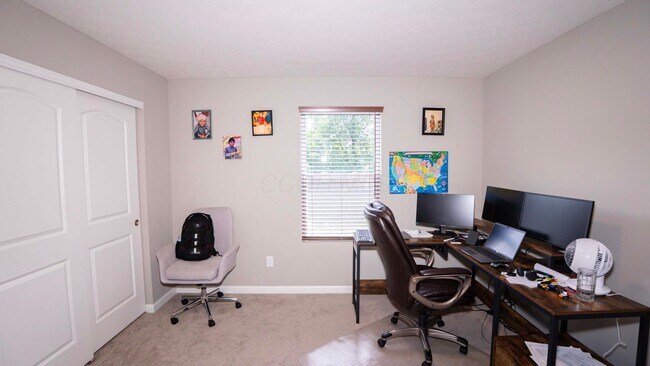 Building Photo - 7320 Blackwell Dr