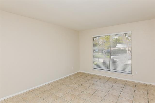 Building Photo - 2125 Rockmoor Dr
