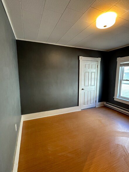 Building Photo - 20 Ashland Ave