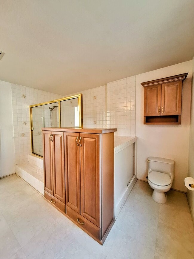 Building Photo - Spacious Two-Story 3bd Townhouse With Private Patios, Balcony, & Garage