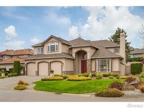Building Photo - Exceptional 3 Bed, 2.5 bath in Sammamish w...