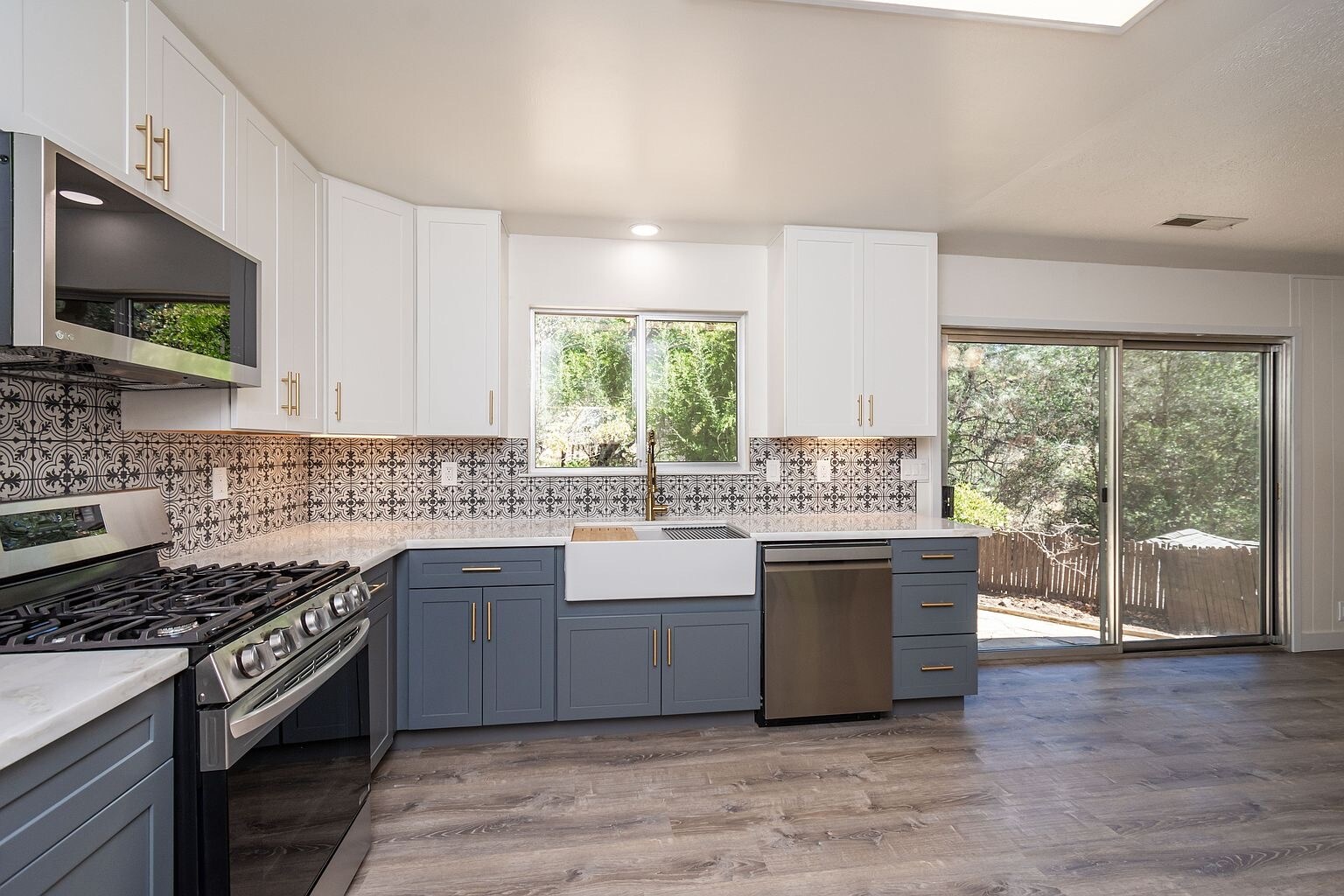 Building Photo - 2689 Morrene Dr
