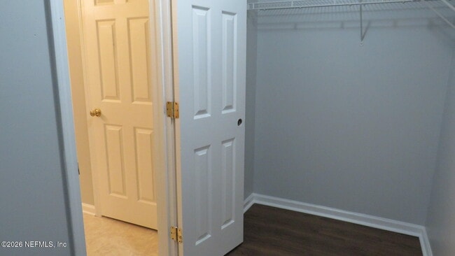 Building Photo - 1823 Sunchase Ct