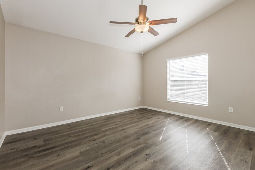 Building Photo - 11710 Mango Cross Ct