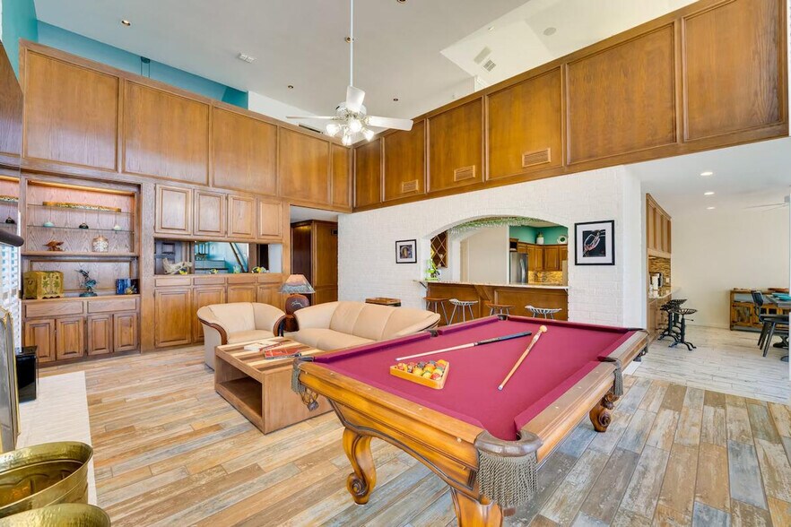 Building Photo - 15237 Isabella Ct