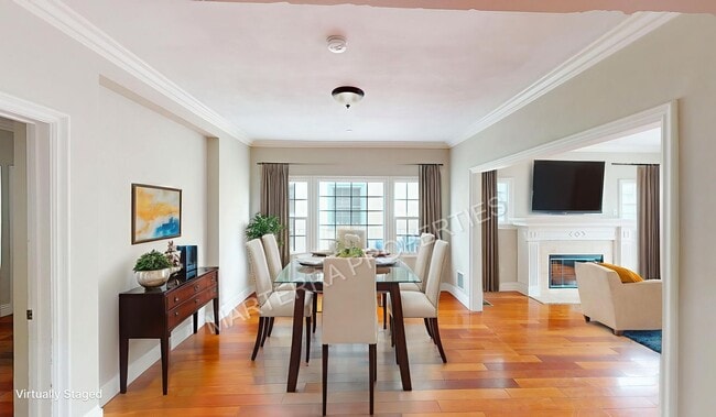 Building Photo - Charming 4-Bedroom Home in Wilshire Park H...
