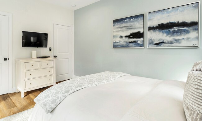 Building Photo - 332 Valley Forge Rd