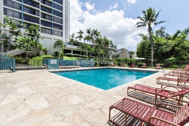 Building Photo - OCEAN VIEWS!! Pearl Regency 1 bed 1 bath 2...