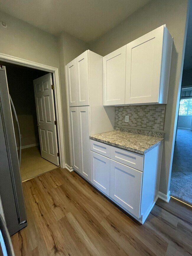 Building Photo - 1172 Retriever Wy