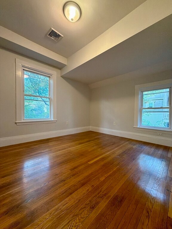 Building Photo - 65 Pearl St