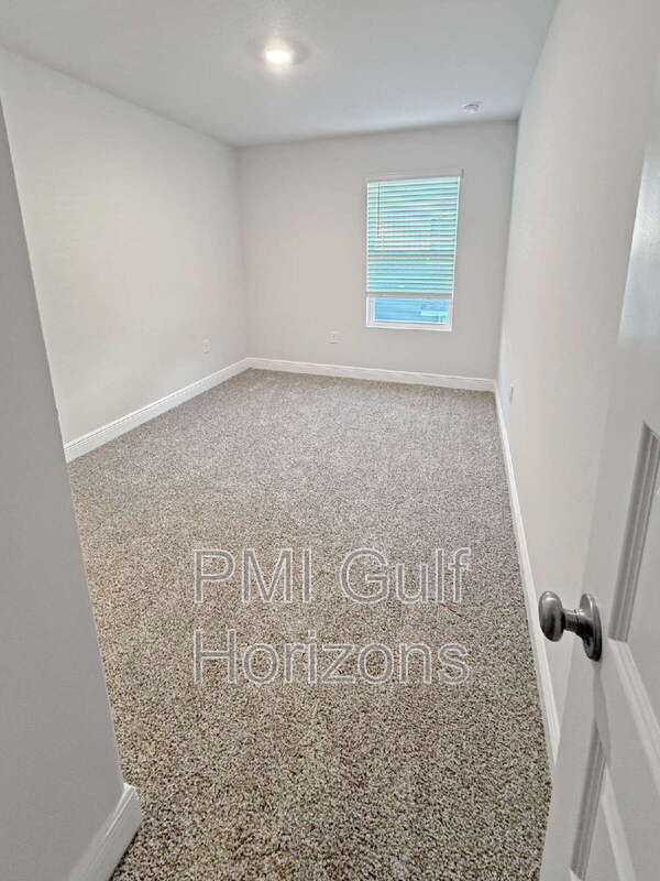 Building Photo - 1310 Leeway Dr