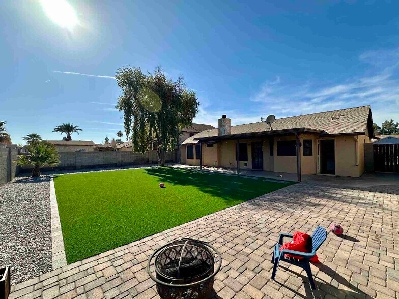 Building Photo - 1043 N Gibson St