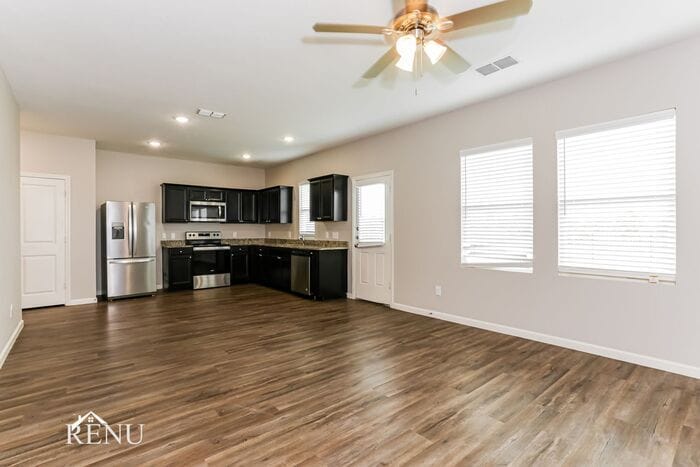Building Photo - 6003 Mojave Dr