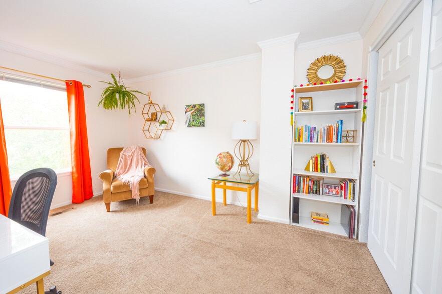 2nd Bedroom 3 - 6270 Everett Ct