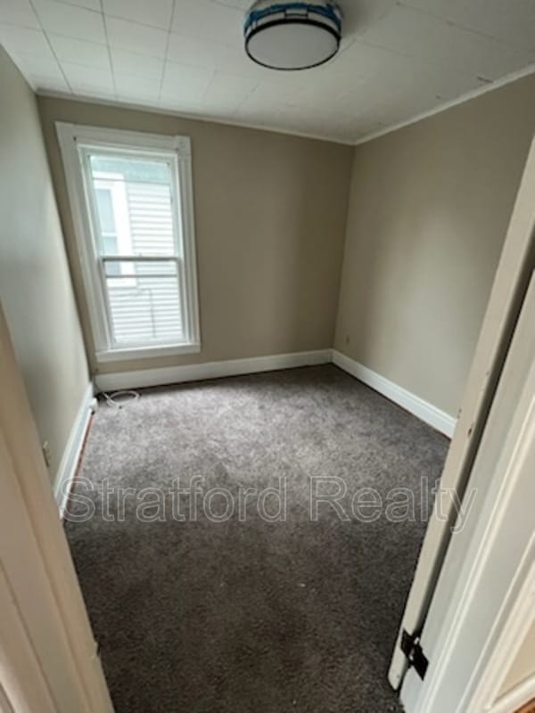 Building Photo - 422-24 Whittier Ave