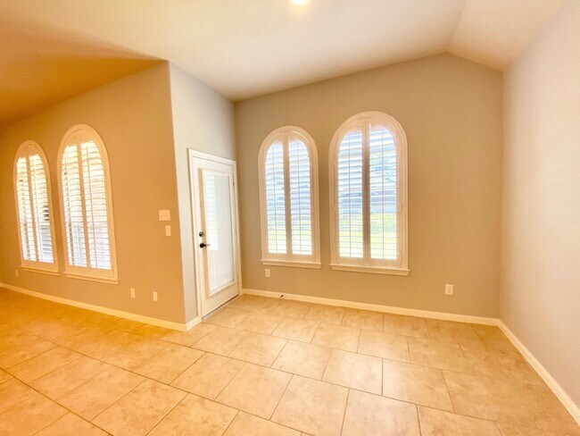Building Photo - 24823 Dutton Point Dr